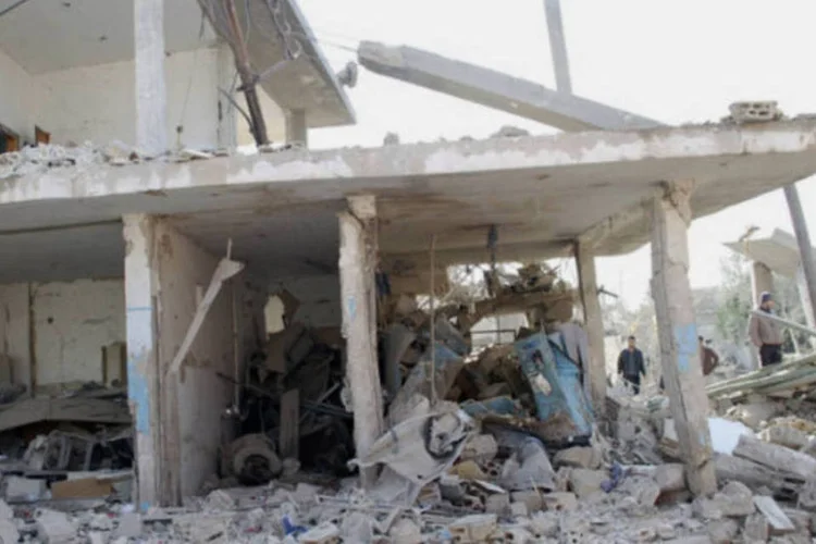 
	Casa destru&iacute;da na prov&iacute;ncia central de Hama, na S&iacute;ria: ONU diz que 9,3 milh&otilde;es de s&iacute;rios - quase metade da popula&ccedil;&atilde;o nacional - precisam de ajuda
 (SANA/Handout via Reuters)