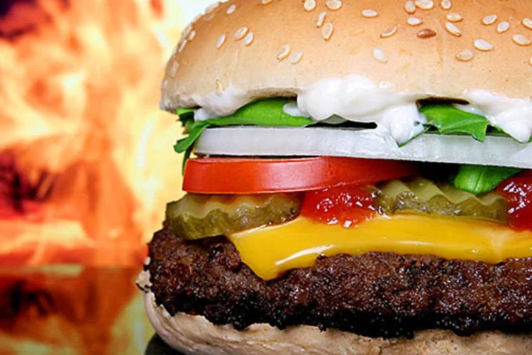 Carl's Jr: rede de fast food chega ao Brasil (Rob Owen-Wahl / SXC)