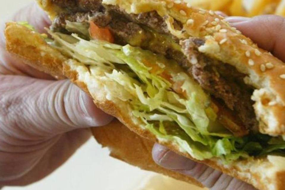 IPC-S sobe menos, em 0,51%; alimentos e transporte ajudam