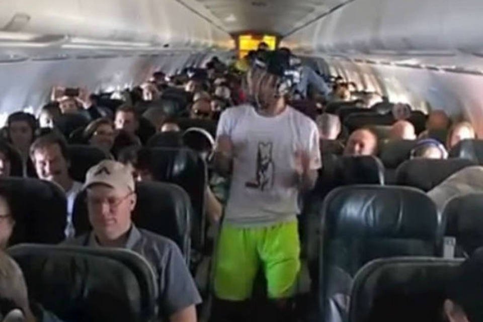 Harlem Shake em avião poderá ser investigado nos EUA