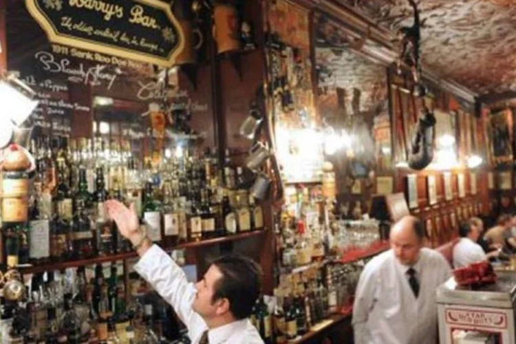 O legendário Harry's Bar está comemorando cem anos nesta quinta-feira (Mehdi Fedouach/AFP)