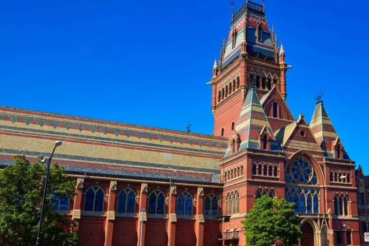 
	Universidade de Harvard
 (Thinkstock/LUNAMARINA)