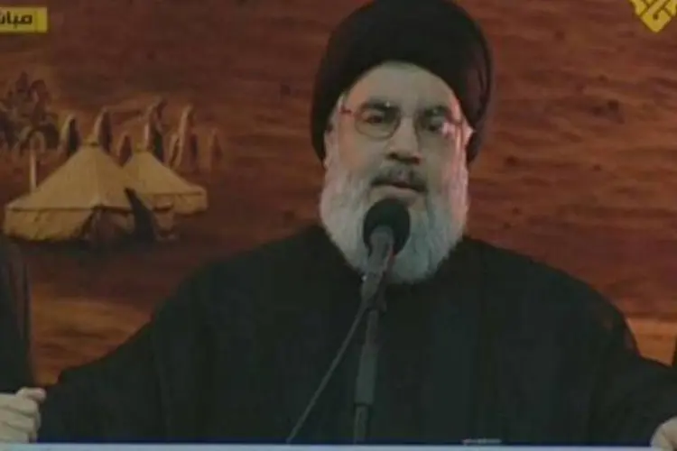 O chefe do Hezbollah xiita, Hassan Nasrallah, faz discurso em público em Beirute, Líbano (AFP)