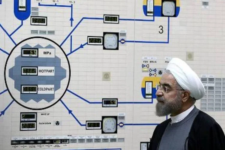 
	Acordo nuclear: este parecer favor&aacute;vel permite a continua&ccedil;&atilde;o da aplica&ccedil;&atilde;o do acordo e normaliza&ccedil;&atilde;o das rela&ccedil;&otilde;es econ&ocirc;micas internacionais
 (Mohammad Berno/AFP)