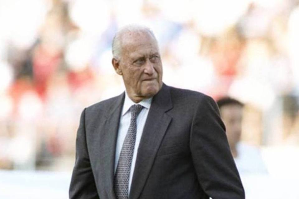 João Havelange é internado no Rio com pneumonia