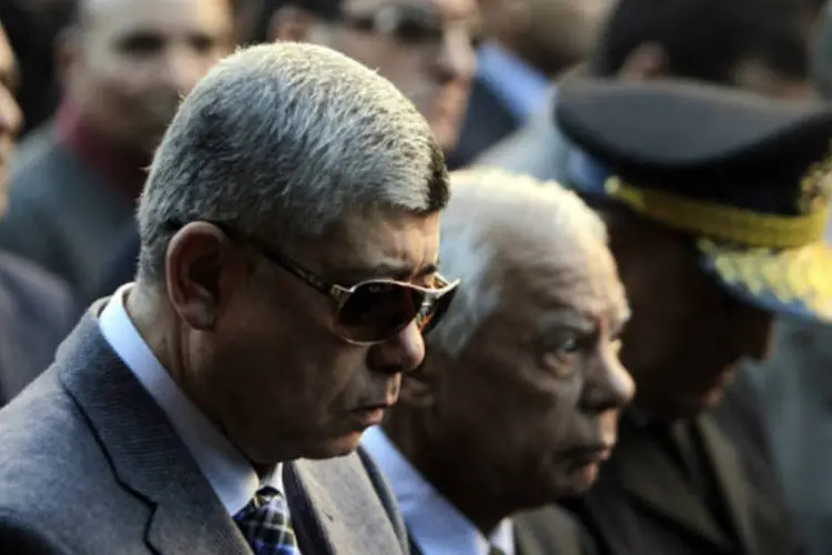 Hazem al Beblawi, agora ex-primeiro-ministro egípcio: Beblaui disse que os membros de seu gabinete apresentaram sua renúncia ao presidente interino (Mohamed Abd El Ghany/Reuters)