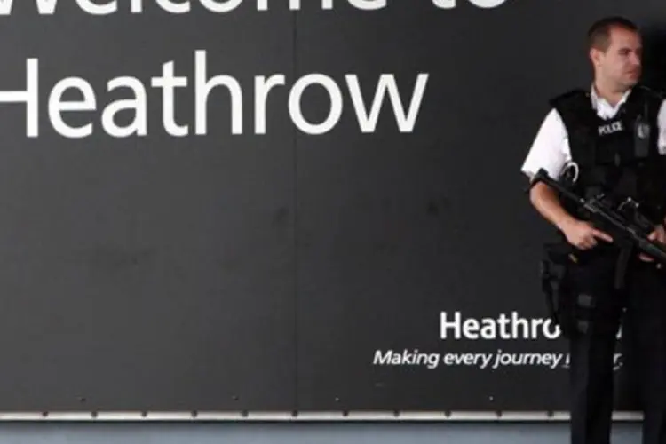 
	Seguran&ccedil;a em Heathrow: o executivo-chefe do gerente aeroportu&aacute;rio BAA, Colin Matthews, afirmou que o preparo do aeroporto para o evento esportivo durou sete anos
 (Steve Parsons/AFP)