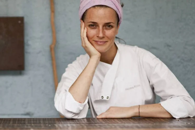 
	Helena Rizzo, chef do Man&iacute;: premiad&iacute;ssimo no Brasil, restaurante comanda ao lado do marido, o chef espanhol Daniel Redondo, entrou para a lista dos 50 melhores do mundo em abril do ano passado
 (Ricardo Correa)