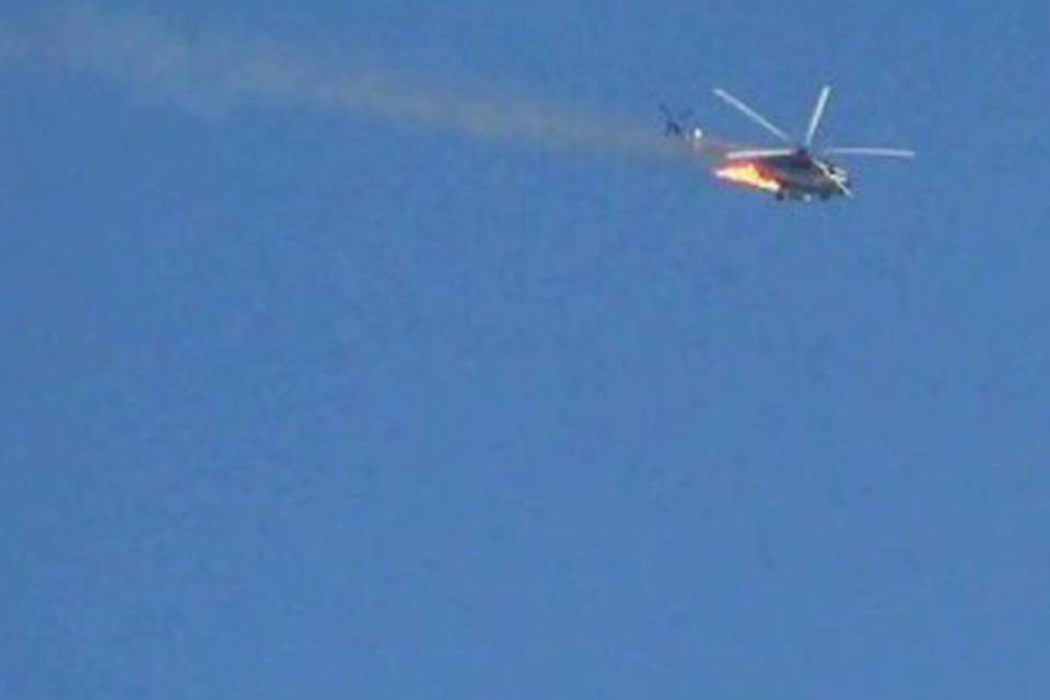 ONG denuncia mais corpos na Síria; helicóptero cai