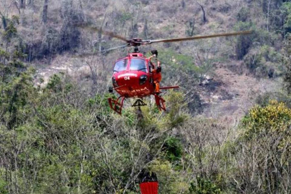 Incêndio tem magnitude nunca vista na região, diz Pezão