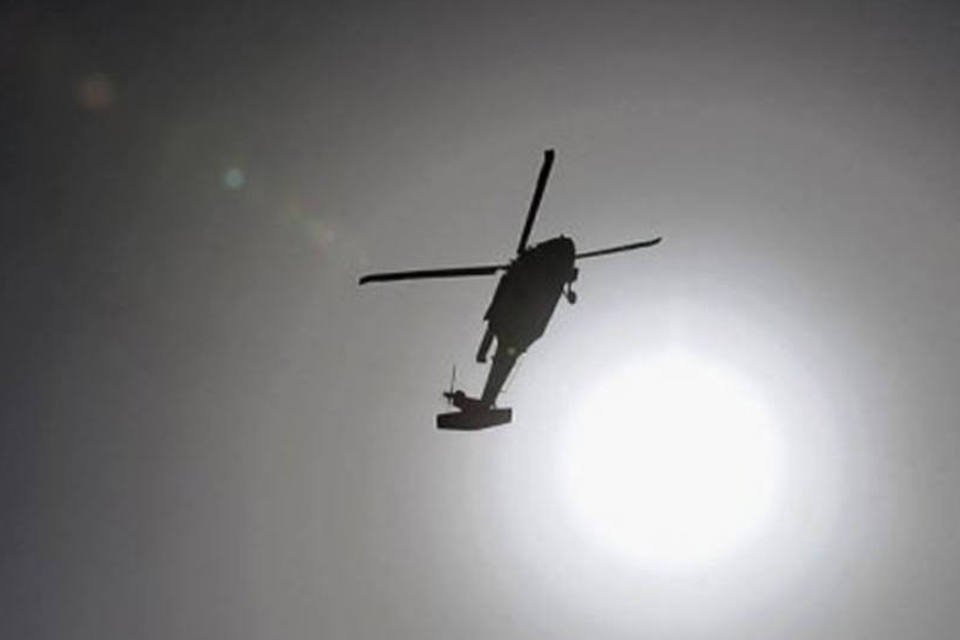 Queda de helicóptero mata suspeito de chacina em Goiás
