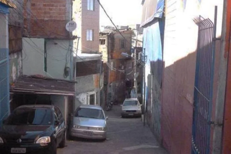 
	Viela em Heli&oacute;polis
 (Eduardo Tavares/EXAME.com)