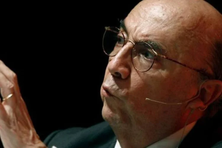 Henrique Meirelles, ex-BC, falando no Reuters Latam Investment Summit 2012, em São Paulo (Paulo Whitaker/Reuters)