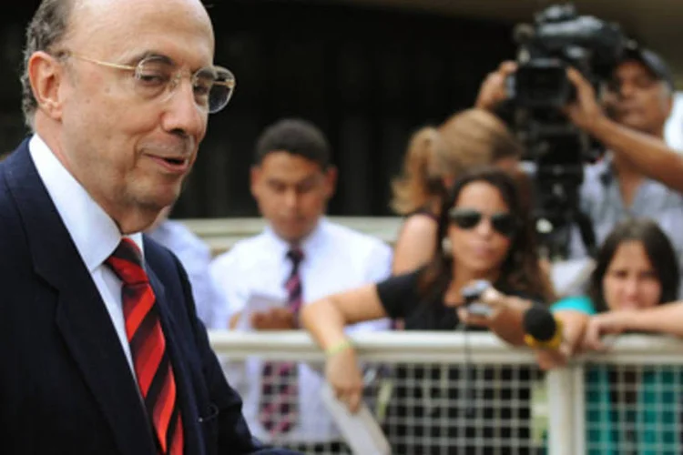 O presidente do Banco Central, Henrique Meirelles, reiterou que a decisão sobre o juro é tomada no dia da reunião do Copom (.)