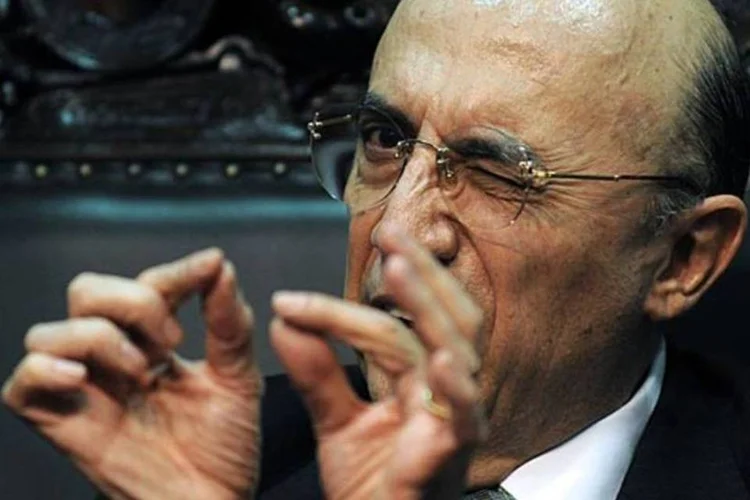 Henrique Meirelles disse que as últimas decisões da selic levaram em conta o rombo no Panamericano (Antonio Cruz/AGÊNCIA BRASIL)