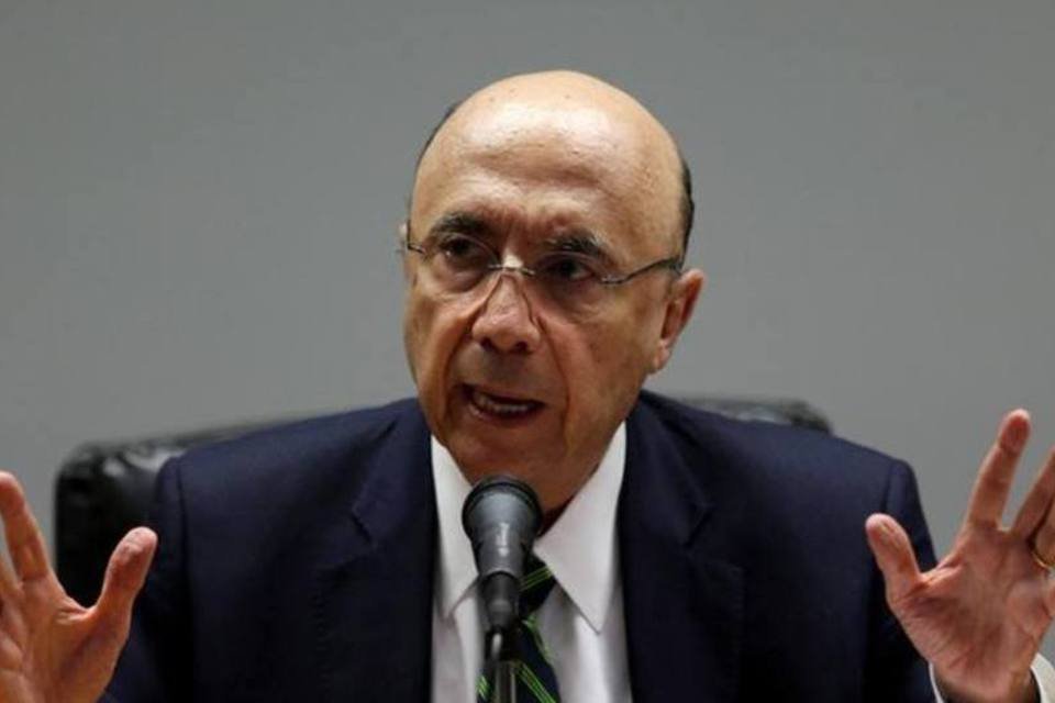 Moreira Franco defende Henrique Meirelles de ataques do PSDB