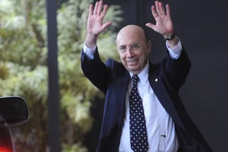 Meirelles: tudo como na pré-crise (.)