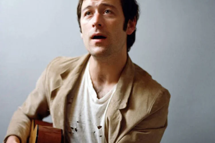 Henry Wolfe tem influências musicais de Paul McCartney e Harry Nilsson (Divulgação)