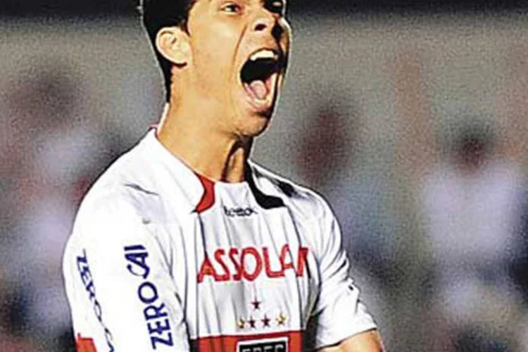 
	Hernanes, do S&atilde;o Paulo: o jogador foi uma das poucas surpresas dessa convoca&ccedil;&atilde;o
 (PLACAR/EXAME.com)
