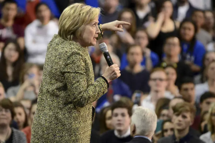 
	Hillary Clinton: a pr&eacute;-candidata v&ecirc; Nova York, Estado que representou como senadora durante oito anos, como sua casa
 (Alan Freed/ Reuters)