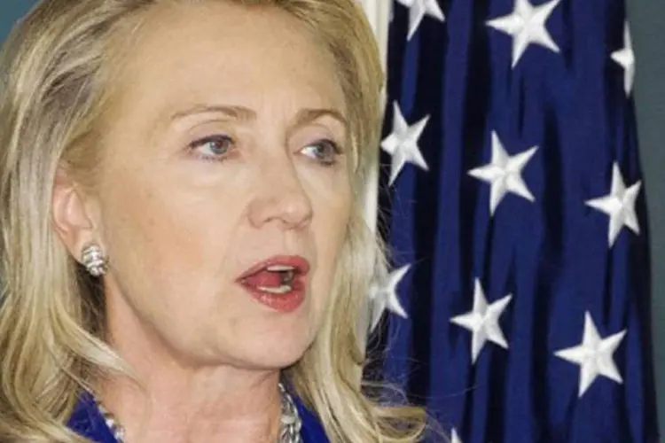 
	A secret&aacute;ria de Estado americana, Hillary Clinton: A chefe da diplomacia americana aceitou esta reuni&atilde;o n&atilde;o prevista
 (Paul J. Richards/AFP)