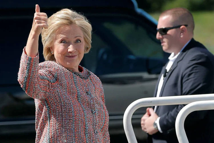 
	Hillary: candidata discursou hoje a fam&iacute;lias de classe m&eacute;dia sobre assist&ecirc;ncia infantil na capital de Iowa
 (Brian Snyder/Reuters)