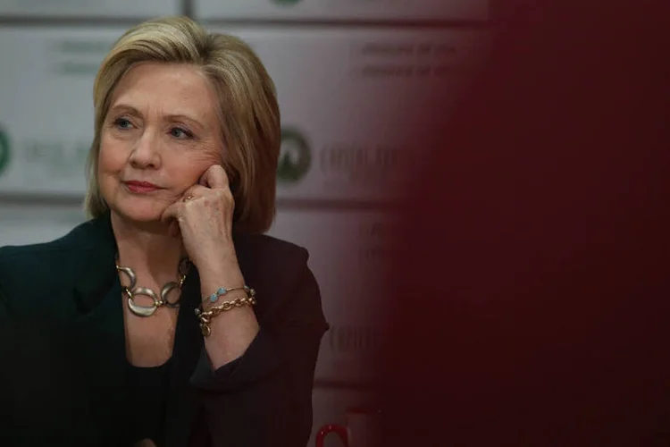 
	Hillary Clinton: &quot;ela se comprometeu a cooperar com a consulta sobre a seguran&ccedil;a do governo&quot;, disse porta-voz
 (Justin Sullivan/Getty Images)