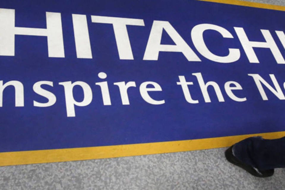 Hitachi corta previsão de lucro anual em cerca de 13%