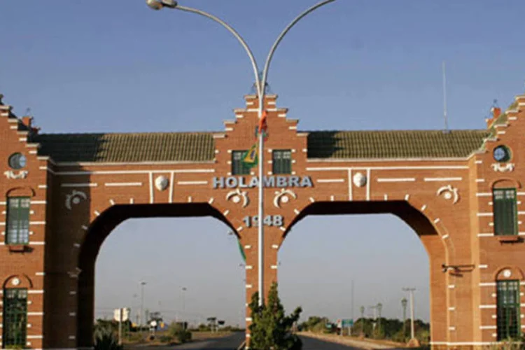 Entrada da cidade de Holambra, que recebe a 30ª edição da Expoflora (Silvia Zamboni)
