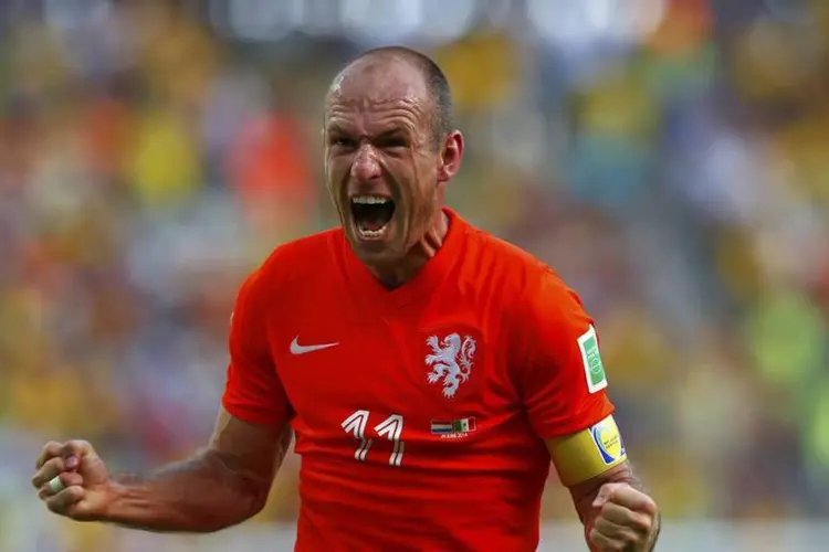 
	Robben: segundo De Vrij, ele &eacute; principal respons&aacute;vel pela confian&ccedil;a renovada da equipe
 (Eddie Keogh/Reuters)