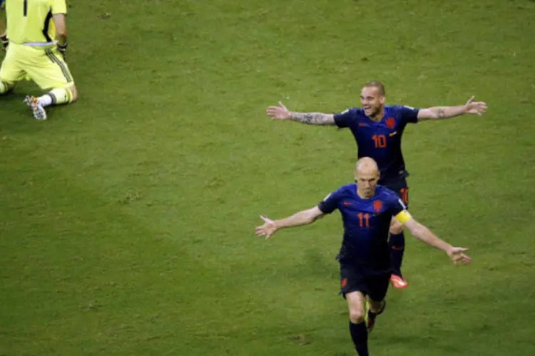 
	Arjen Robben e Wesley Sneijder, da sele&ccedil;&atilde;o holandesa: Holanda tem grande poder ofensivo
 (Fabrizio Bensch/Reuters)