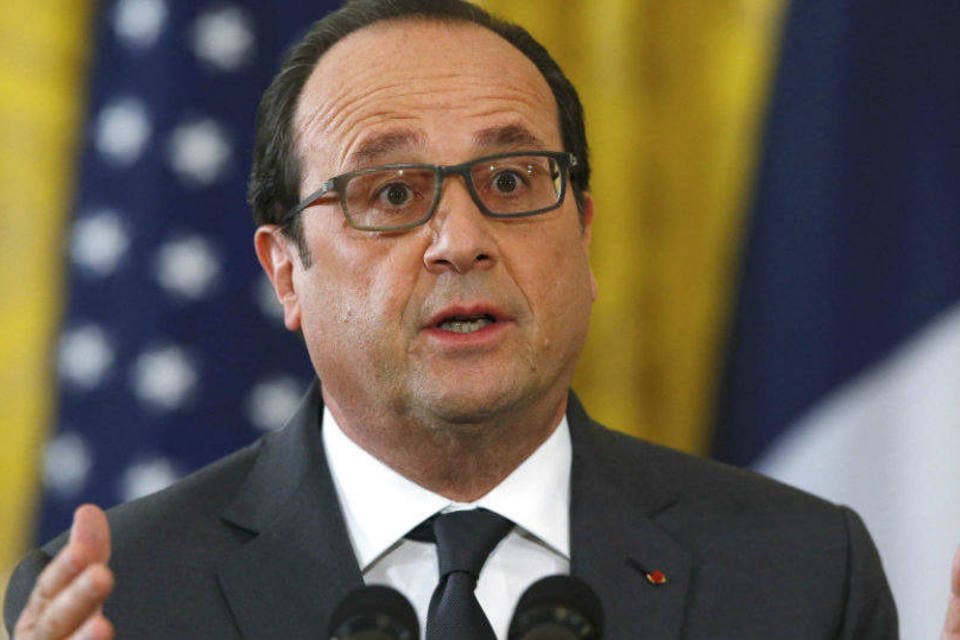 
	Fran&ccedil;ois Hollande: o acordo de paz definitivo foi assinado na quarta-feira em Havana
 (Carlos Barria/Reuters)