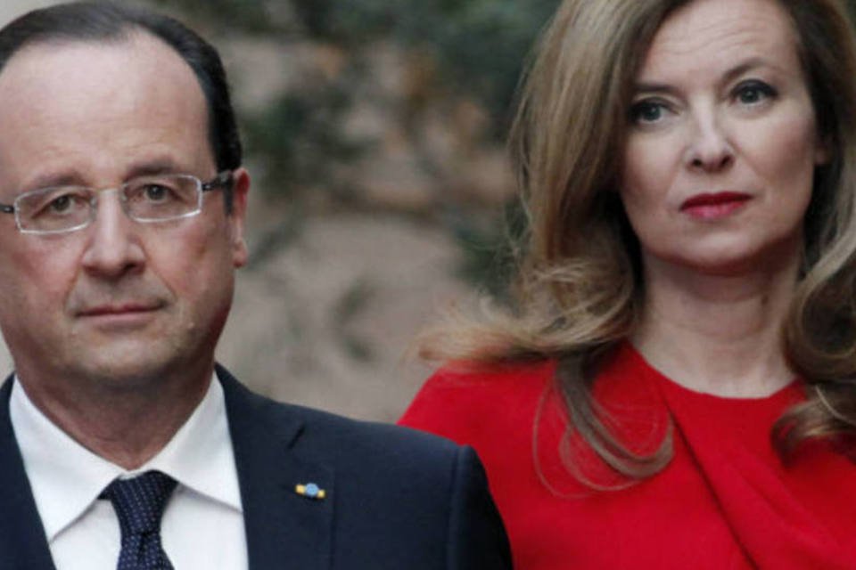 Trierweiler diz que política causou separação de Hollande