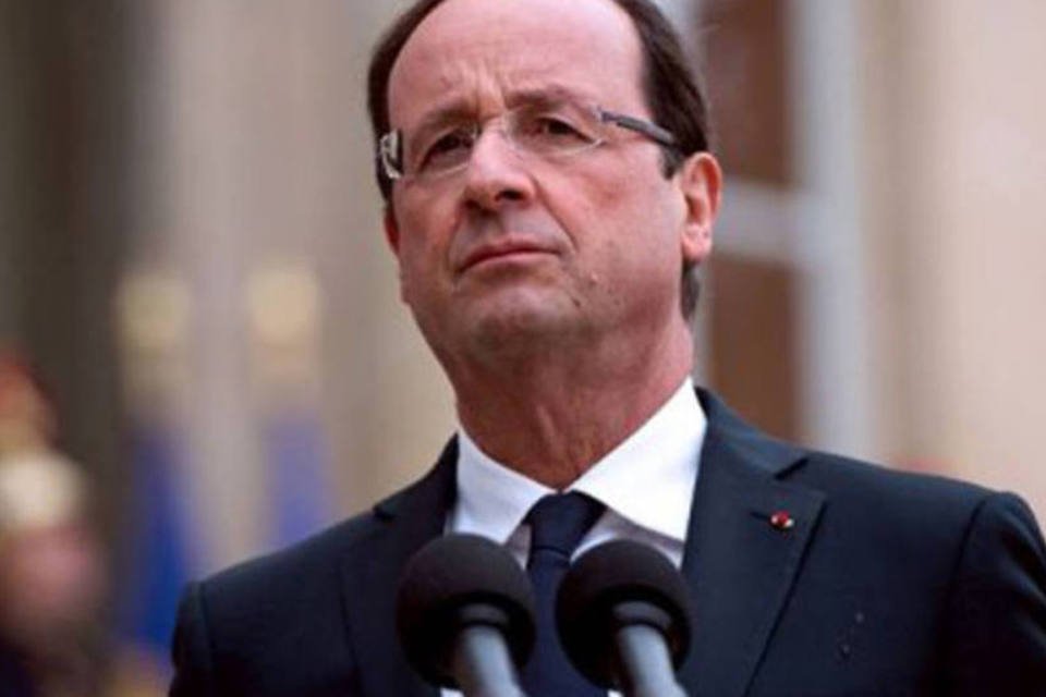 Hollande propõe reunião anual de organismos econômicos