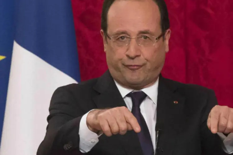 
	Fran&ccedil;ois Hollande: presidente franc&ecirc;s foi aprovado por apenas 26% dos entrevistados pelo instituto BVA
 (REUTERS/Michel Euler)