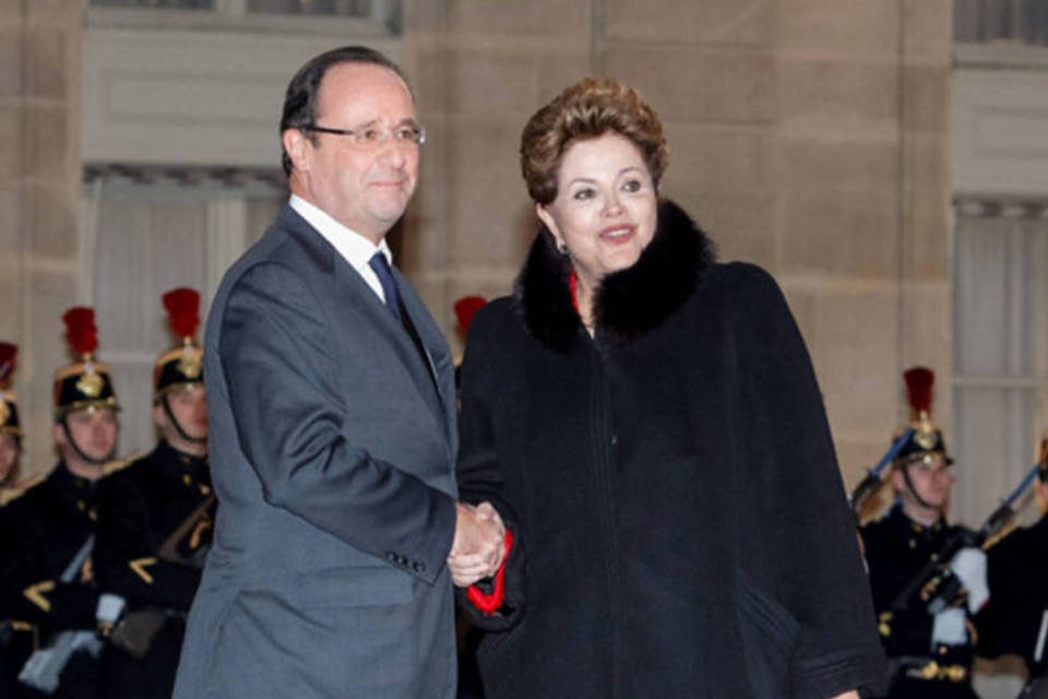 Corte de gastos tem afetado conquistas sociais, diz Dilma