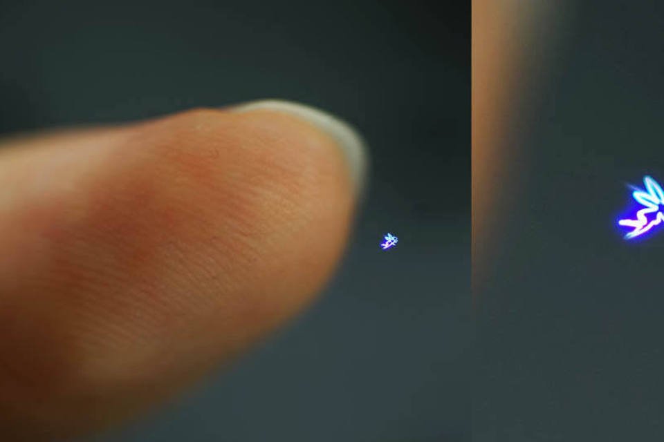 
	Holograma de fada: &eacute; poss&iacute;vel tocar na figura, pois ela foi criada a partir de lasers de femtossegundos
 (Divulgação/Digital Nature Group)
