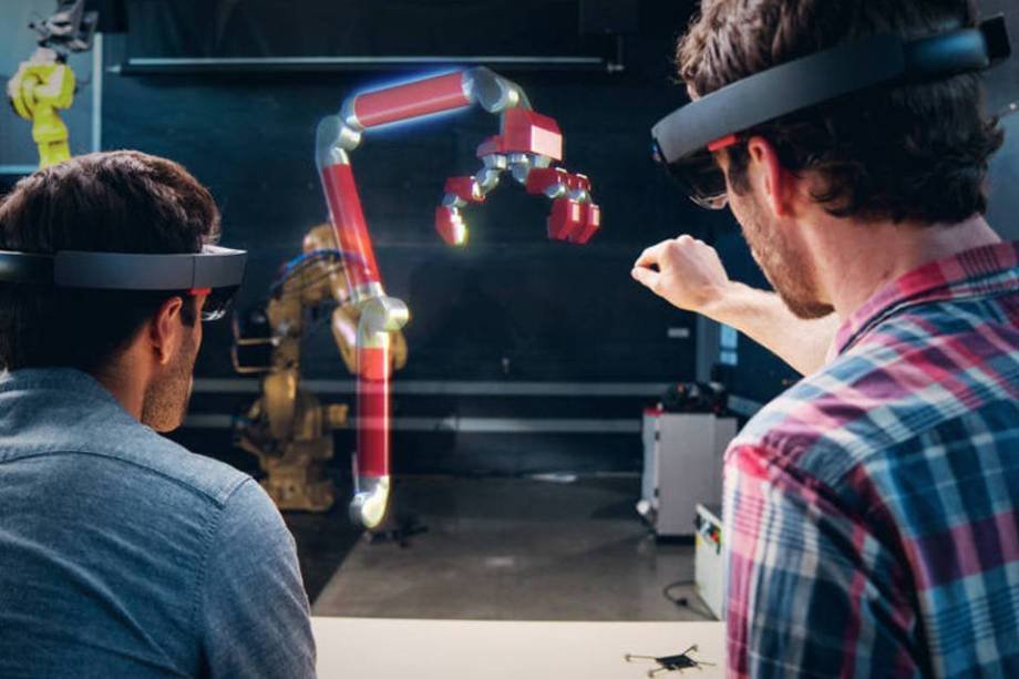 Até a lua e além: como o HoloLens 2 está ajudando a construir a