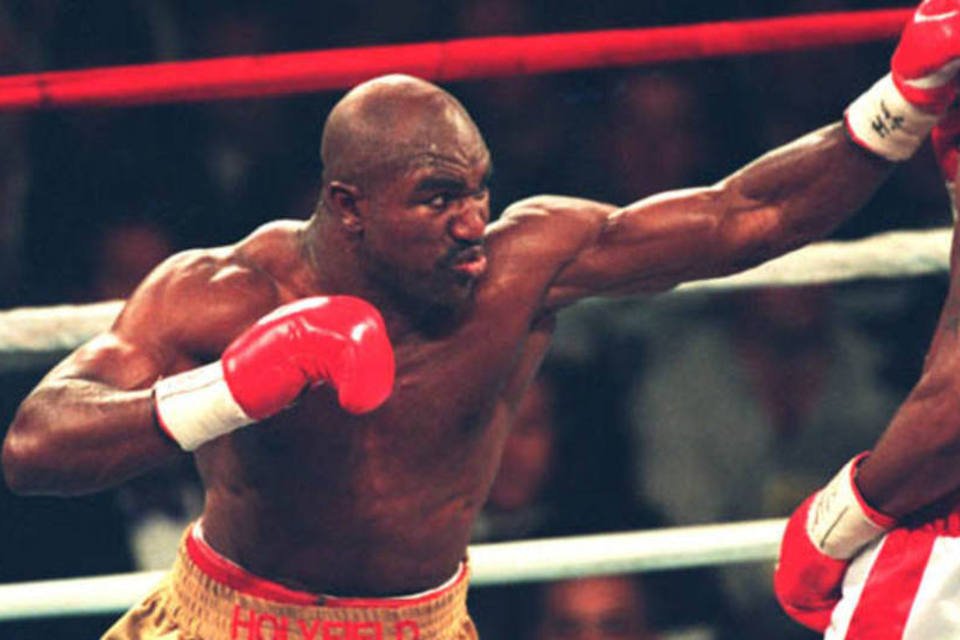 Aos 50, Evander Holyfield voltará a entrar no ringue