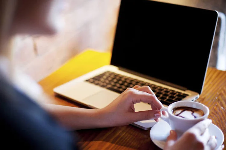 
	Home office: nas empresas em que ele est&aacute; institu&iacute;do, um em cada 13 trabalhadores (7%) pratica a modalidade
 (Thinkstock)