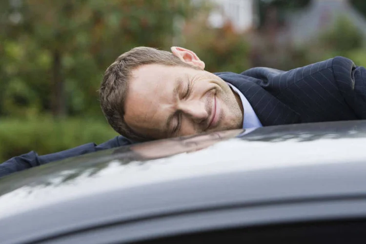 
	Carros: Apesar de ser caro, ter um ve&iacute;culo para ir para o trabalho todo dia &eacute; mais barato do que ir de t&aacute;xi, de Uber ou de Cabify
 (Thinkstock/Jupiterimages)