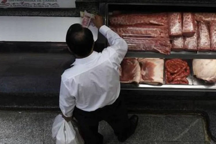 
	IPCA: os pre&ccedil;os dos alimentos continuam pressionados pelos efeitos da seca nos Estados Unidos
 (Nacho Doce/Reuters)