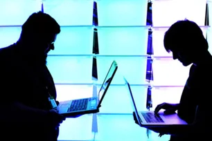 Imagem referente à matéria: Três prompts que te ajudam em processos seletivos — principalmente se for seu primeiro emprego