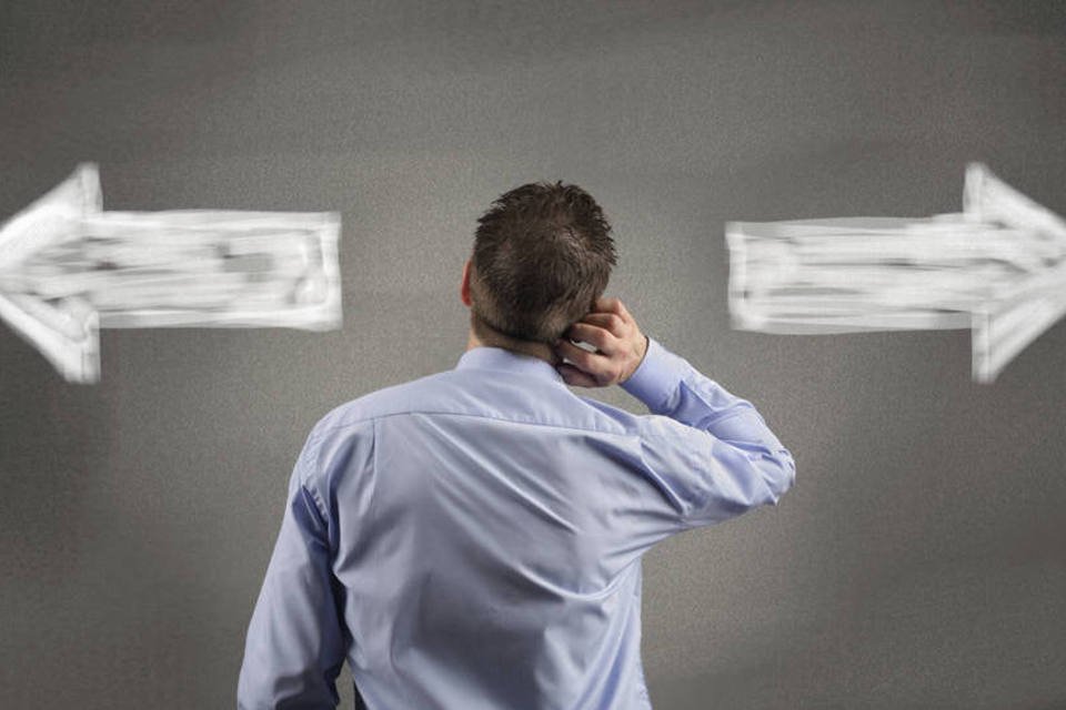 Tenho 25 anos. Onde devo investir para a aposentadoria?