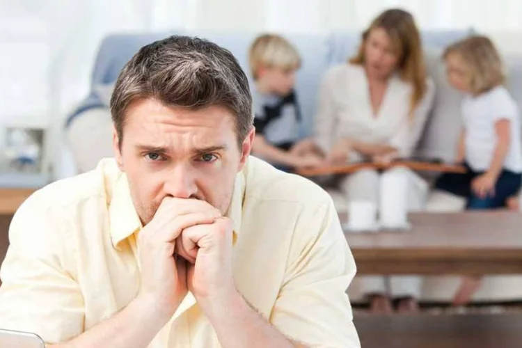 
	Especialista responde se existe alguma lei que imponha um limite para o banco cobrar juros sobre uma d&iacute;vida
 (Wavebreakmedia Ltd/Thinkstock)