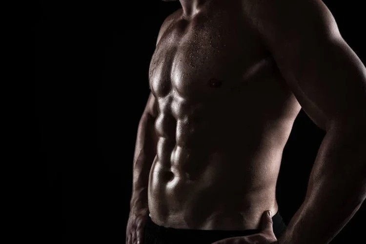 
	Homem sarado: a pesquisa concluiu que, desde a crise brit&acirc;nica, houve um aumento nas fotos de perfil que mostravam um corpo malhado nas redes sociais
 (ThinkStock)