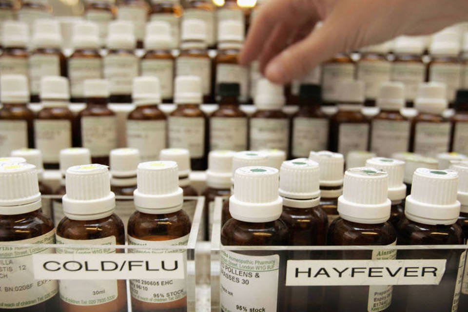 Pesquisador tenta provar que homeopatia não funciona