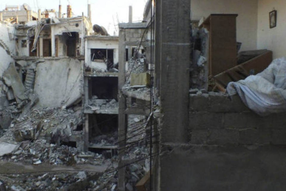 Operação para evacuação de civis de Homs é ampliada