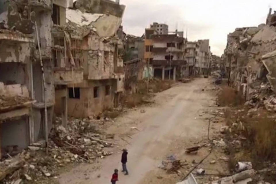 Drone mostra cidade síria devastada pela guerra; veja