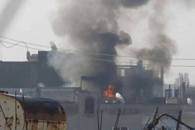 Os jornalistas morreram no bairro de Baba Amr em Homs durante os bombardeios (LCC SYRIA/AFP)